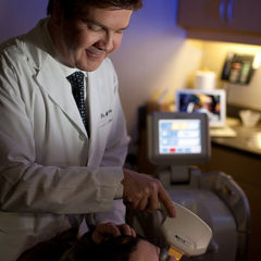 rp_350px-Dr._Braun_Performs_IPL_for_a_Client.jpg
